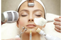 4 дерматолога рассказывают о медицинских эстетических процедурах, которые они получают