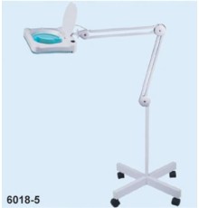 Лампа-лупа Delta 3D (LED) (7085) на штативе